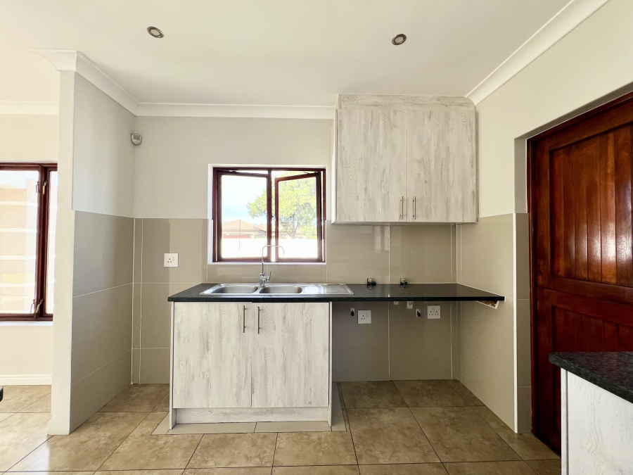 4 Bedroom Property for Sale in Parklands Western Cape